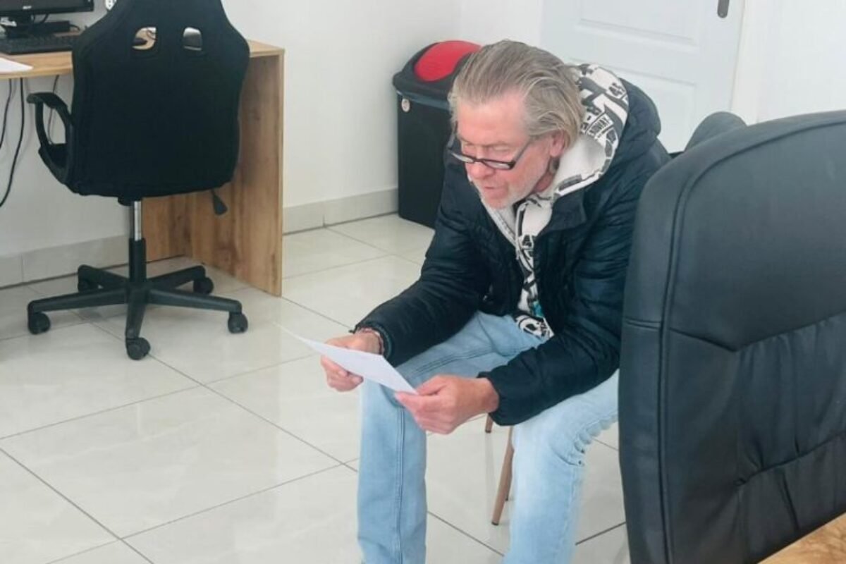 Príbeh novej nádeje: Ako Boris našiel cestu k novému začiatku.