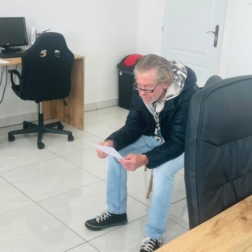 Príbeh novej nádeje: Ako Boris našiel cestu k novému začiatku.